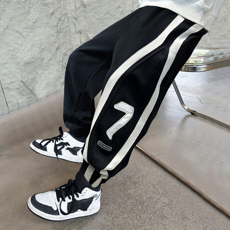 

Весенние повседневные модные зауженные брюки для мальчиков 120 чёрный