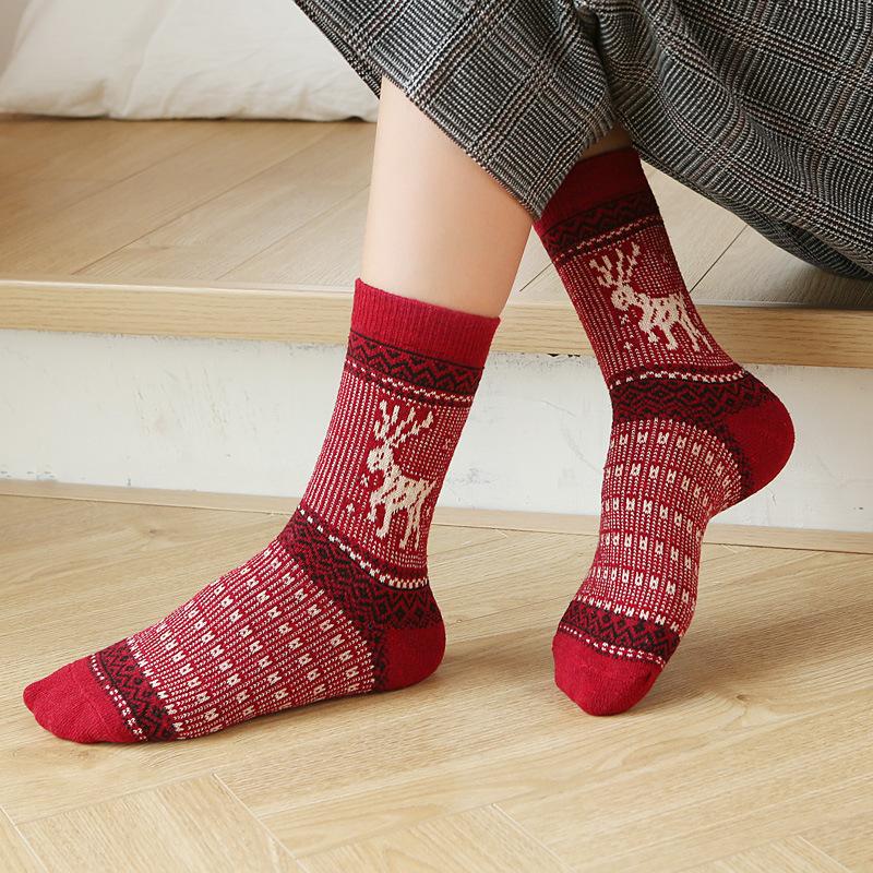 5/10 Pairs Comfortable Casual and Versatile Cartoon Reindeer Wool Socks Halloween Mid Calf Christmas Socks Thickened Warm Towel Socks
