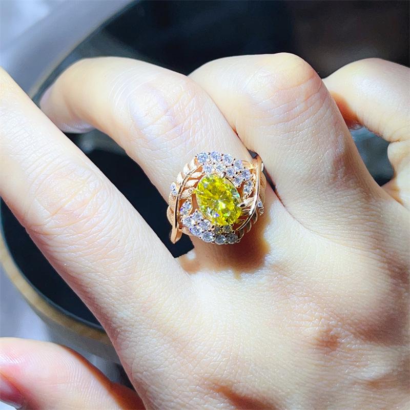 Honey Stew 2 Carat Oval Cut Moissanite Women's Ring in Silver and Gold with Diamond Accent - European American Style