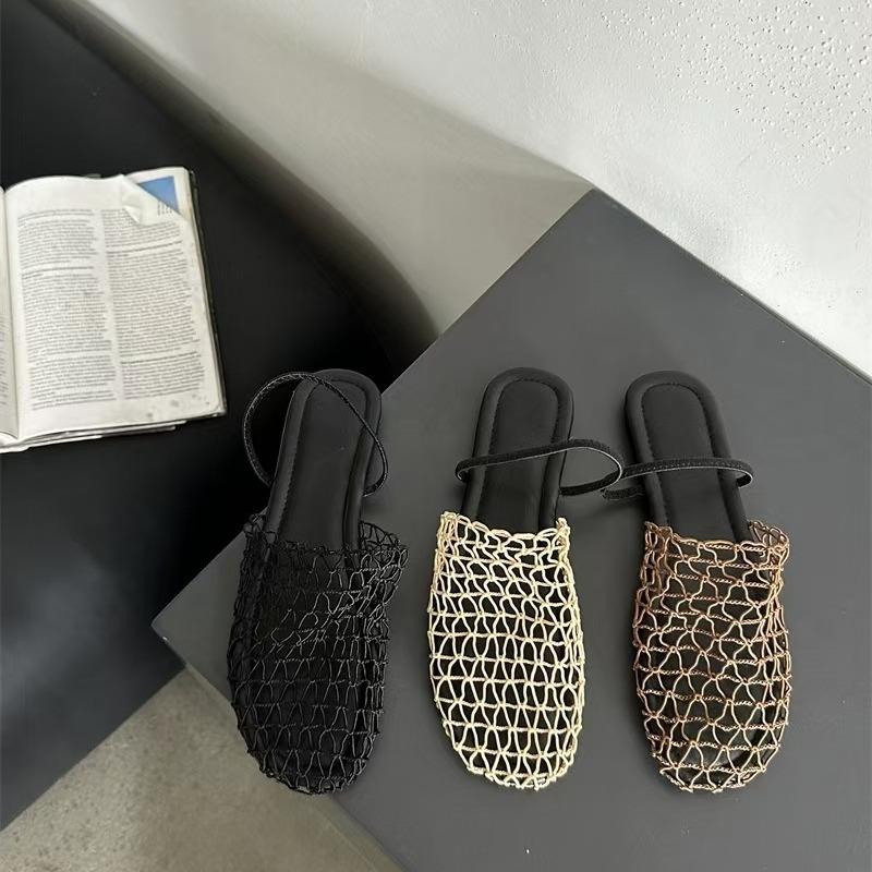 2025 spring and autumn new niche woven hollow mesh sandals women's fashion flat-bottomed breathable bag head sandals