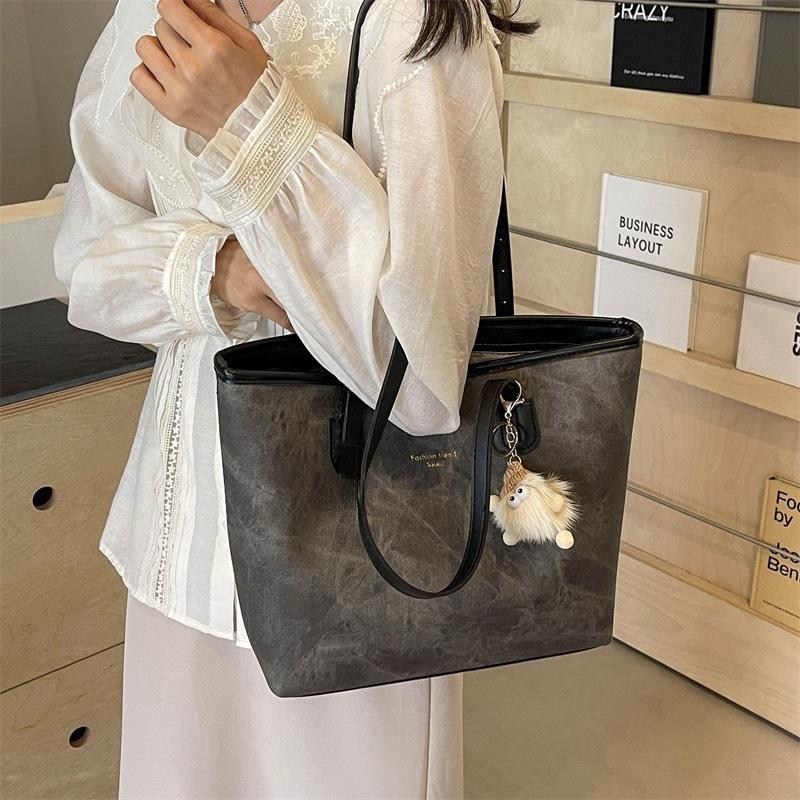 Women's Autumn/Winter Large Capacity Zipper Tote and Shoulder Bag