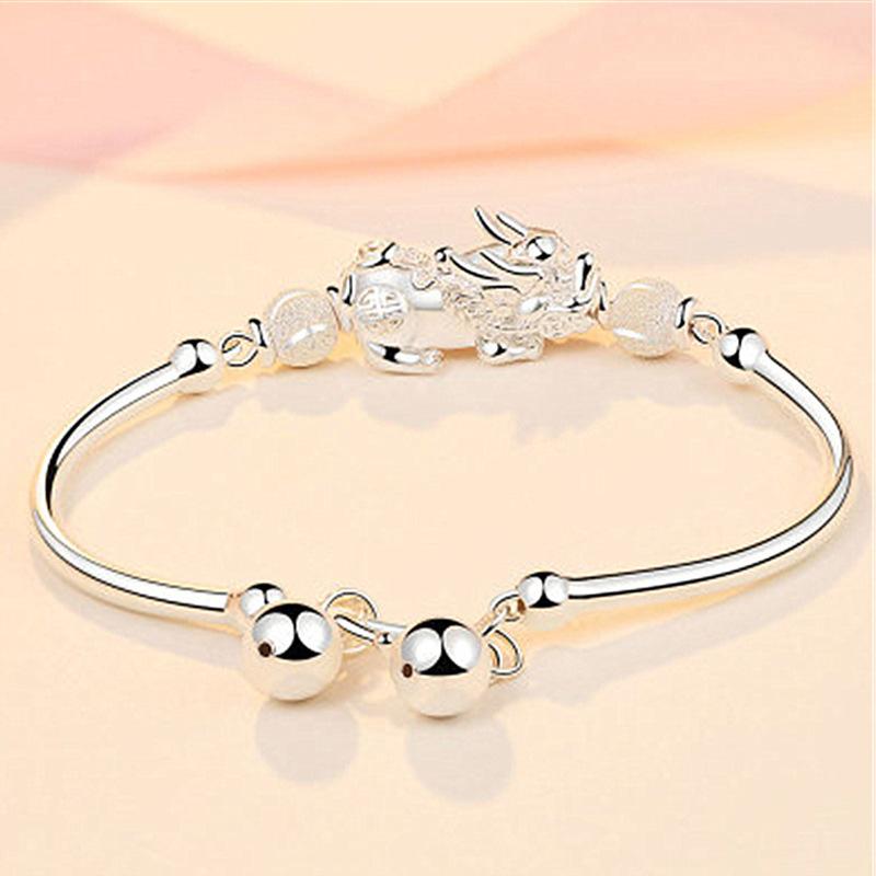 Korean Version of Pixiu Bracelet Auspicious Crescent Moon Beads Pixiu Bracelet Pixiu Bracelet Bell Simple Fashion Jewelry.