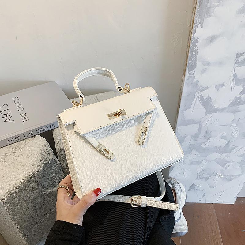 New high-end classic lock portable shoulder oblique span women's bag
