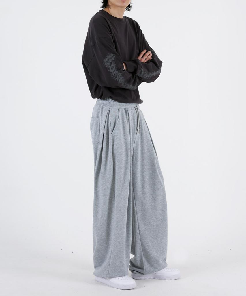 UMM Four-Tuck Terry Training Pants With Drawstring Hem 3 Colors