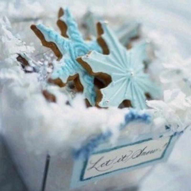 5pcs/set Snowflake Cutter Cookies Stainless Steel Fondant Christmas Cake Pastry Mould DIY Kitchen Baking Tool (Color: Silver)