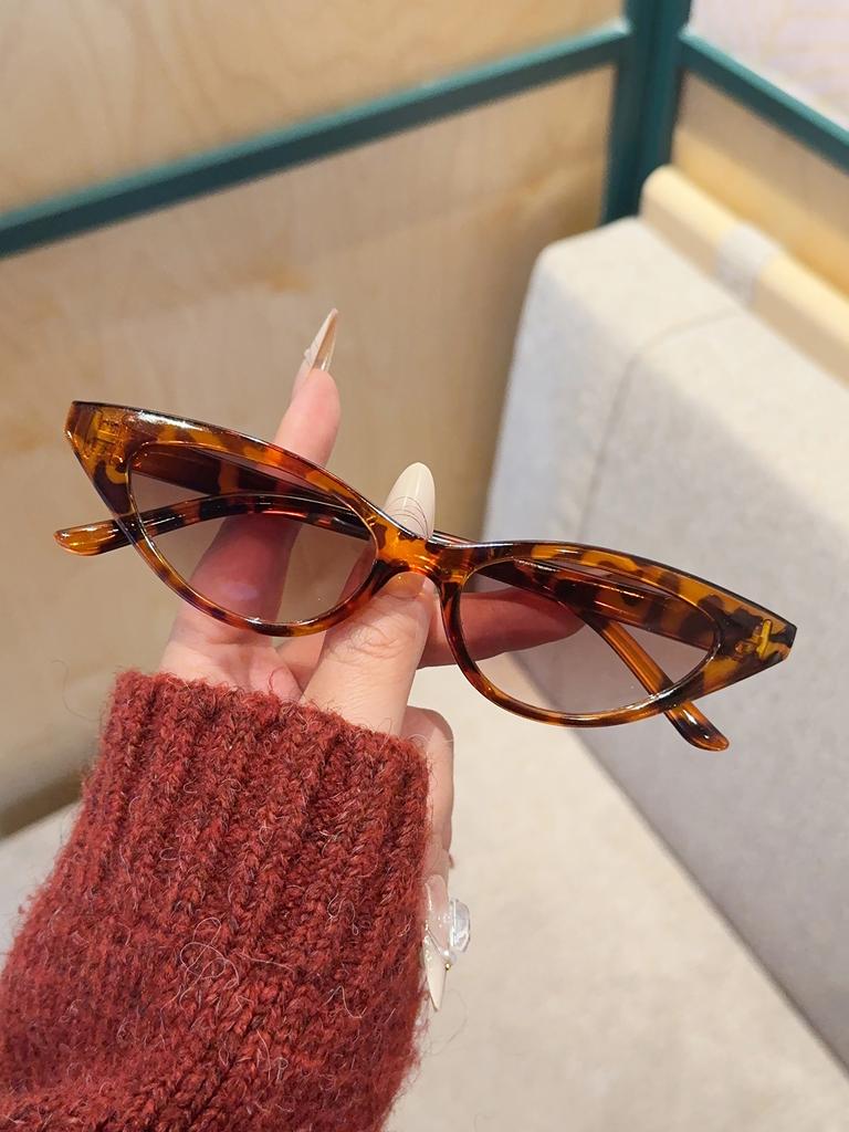 1Pc Fashionableable Cat-eye Frame Design Compact Frame Glasses Vintage Fashionable Trendy Simple Personalized Glasses Fashionableable Glasses Du