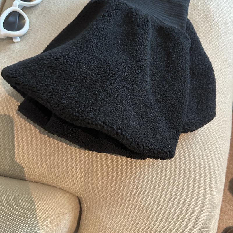 Sweet Style Elastic Waist Slim-Fit Faux Lamb Wool Skirt for Women - Autumn/Winter Short Skirt