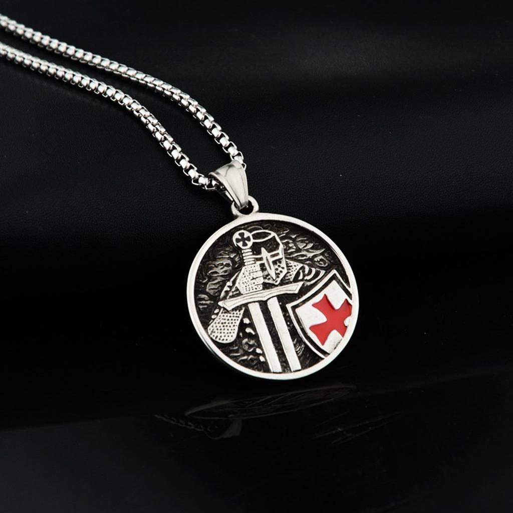 Vintage Knight Pendant Necklace Titanium Steel Amulet Jewelry Neck Jewelry Punk Chain Necklace Suitable for Men Present