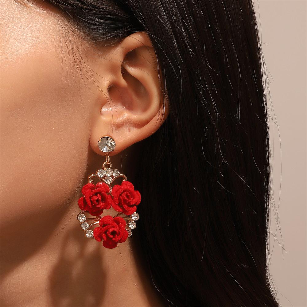 Retro Red Rose Necklace & Earrings Set - Valentine's Day Gift