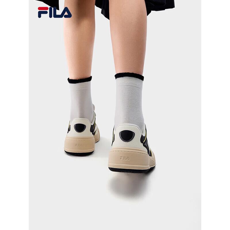 Fila Maple Leaf Retro Versatile Flat Skate Shoes