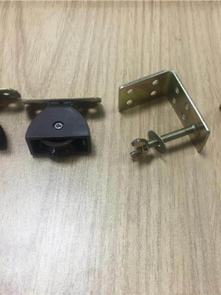 Bamboo Roller Blind Accessories: Plain Weave Curtain Mounting Bracket, Grass Curtain Locks, Pulley, Brass Gear, Lifting Controller.