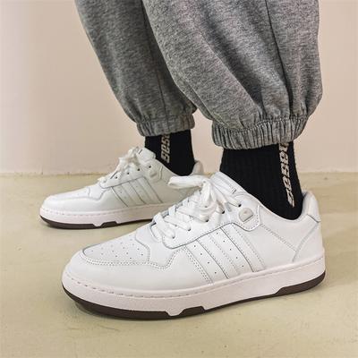 Zapatillas de skate transpirables de verano para hombre, nuevas y versátiles, zapatillas deportivas informales de tendencia para hombre, zapatillas blancas pequeñas, zapatillas de suela suave antideslizantes