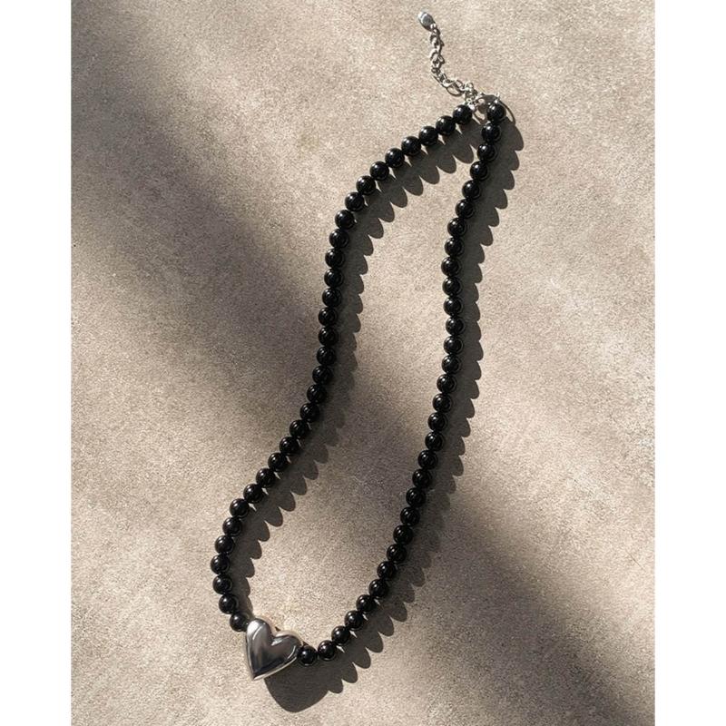Black Beaded Necklace Heart Pendant Choker Chain Necklace Beads Choker Party Accessories Gift for Men Women Girlfriends