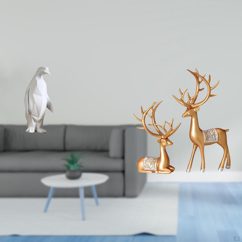 Penguin Reindeer Sculpture Figurine Collectable Craft Decorative Ornament Resin Animal Statue