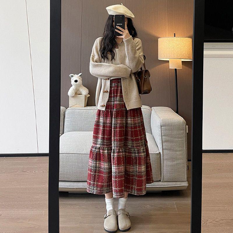 Retro Red Plaid Woolen Midi Skirt with Elastic Waist and Big Swing