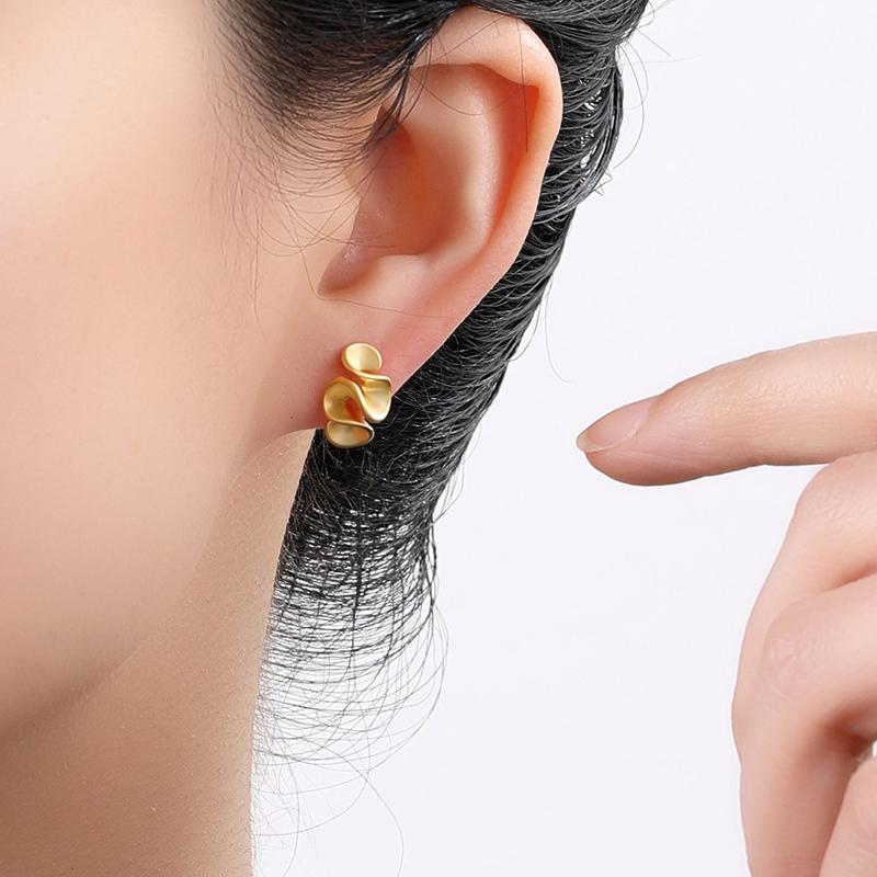 ANENJERY Orecchini a forma di fiore con spirale antizanzare per donna senza fori per le orecchie, orecchini con clip, gioielli versatili alla moda, regali