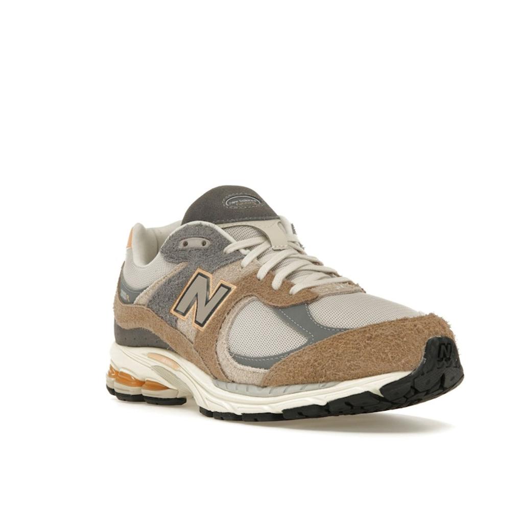 New Balance Pánské tenisky 2002R Hřibová mlhavá broskvová Tan Castlerock M2002REJ