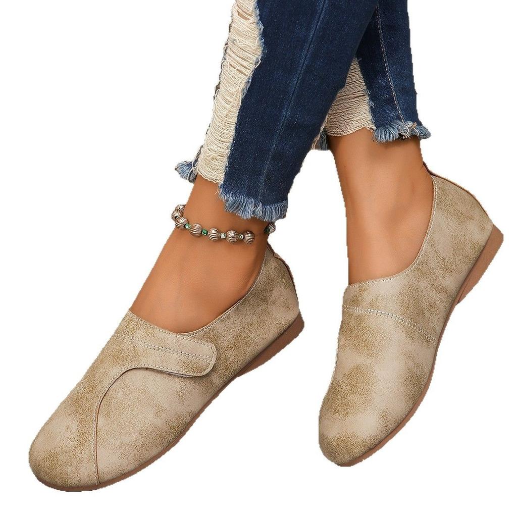 Foreign trade new retro style simple flat bottom low-top single shoes women's solid color round head Velcro soft baseplate shoes
