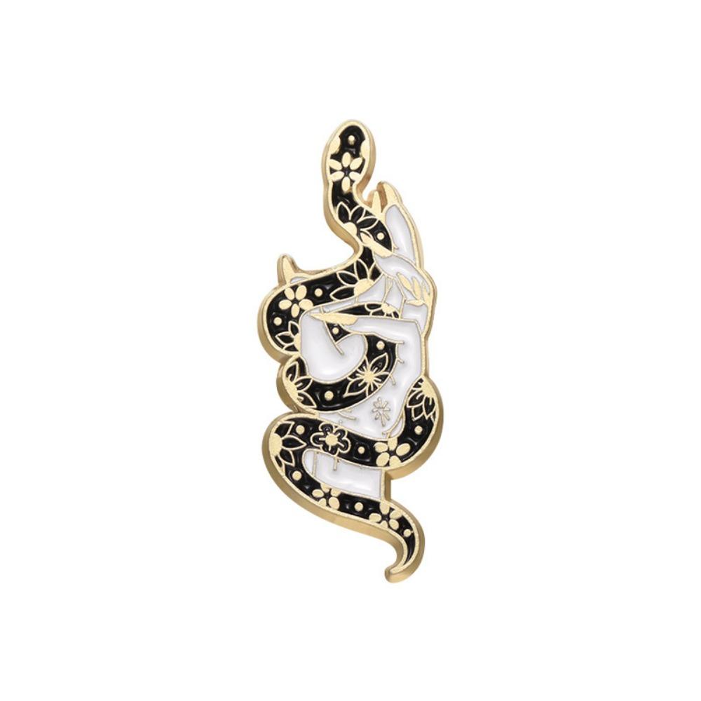 Sun Moon Snake Black White Snake Winding Brooch Gothic Animal Snake Lapel Pin Jewelry Gifts