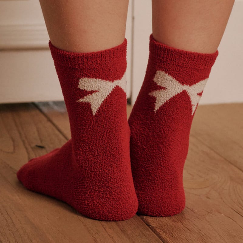 ALLINCOMPLETE ALCP Ribbon Fluffy Socks (6 Colors)