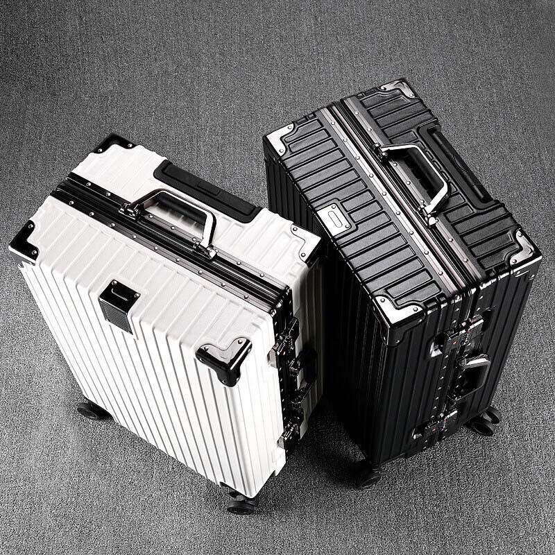 Veteran Souvenir Aluminum Frame Retro Spinner Luggage