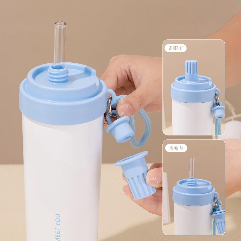 700ml Neue Isolierflasche aus Edelstahl mit großem Fassungsvermögen, tragbarer Trinkbecher mit Strohhalm für Männer und Frauen, Auto, Outdoor, Autobecher