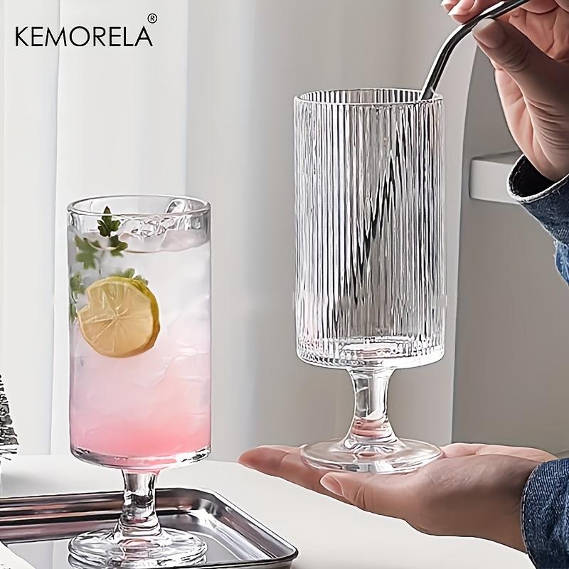 

KEMORELA 1 шт. Элегантный стеклянный стакан на высокой ножке с вертикальным полосатым дизайном - Идеально подходит для холодного кофе, латте, сока и вина - Многоразовый стакан 301-400ml