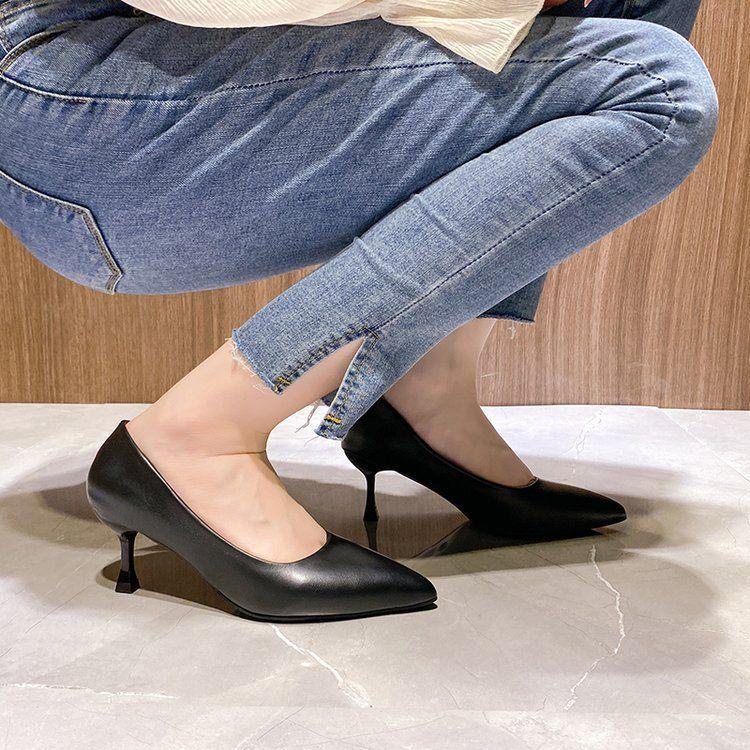 Escarpins à talons hauts et bout pointu pour femmes de grande taille (Taille 41-43) - Chaussures de travail élégantes et professionnelles