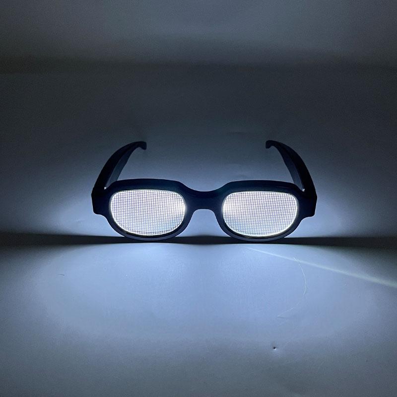 Occhiali LED Conan Fantascienza Concerto NightClub Cosplay Accessori Conan Occhiali Visiera LED Cool Occhiali con Montatura Rotonda Luminosa