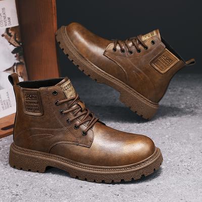 Boots & Stiefel