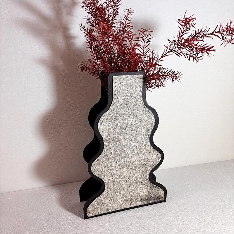 

Luxury Horsehair Vases Desktop Decorative Vases Balcony Creative Flower Bottle Ornament Home Decoration Storage Flower Ware світло-сірий колір