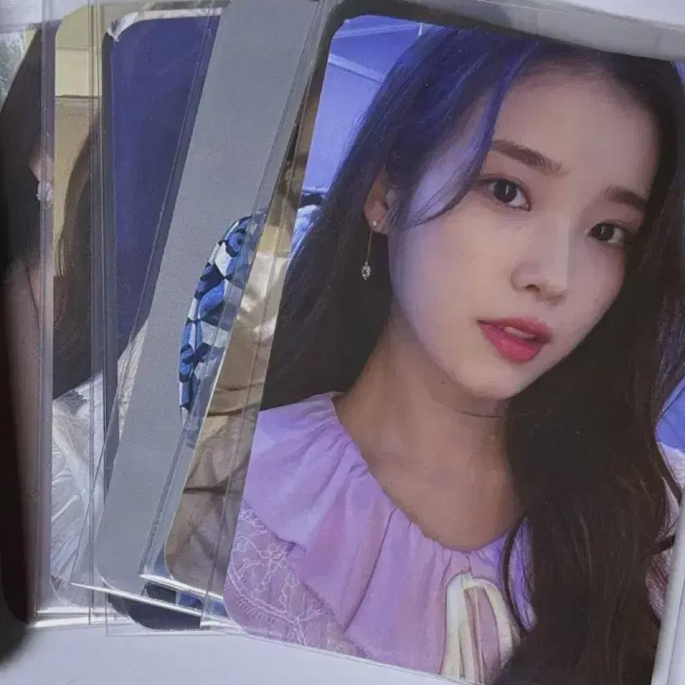 

Iu Lilac Photo Card Set