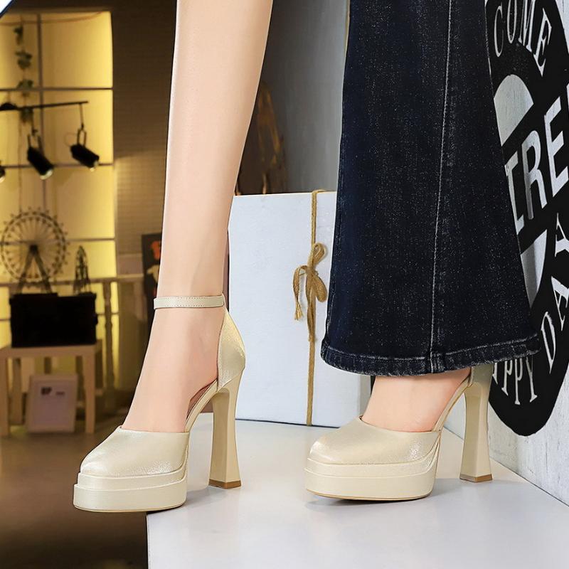 

Fashion Simple Square Head Hollow Super High Heel Sandal One-Button High Heels Thick Heels Waterproof Table Satin High Heels Women Shoes 35