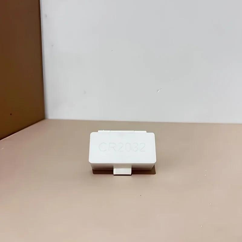 

[Портативний] 10-комірчатий тримач для батарейок-таблеток CR2032 з 10 висувними відділеннями - Портативна коробка для зберігання маленьких батарейок, запобігає втраті білий