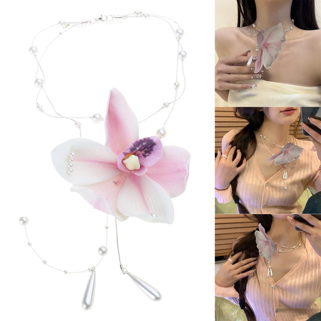 Elegant Flower Women's Neck Jewelry Delicate Flower Collar Chain Statement Necklace for Fashion Forward Individuals