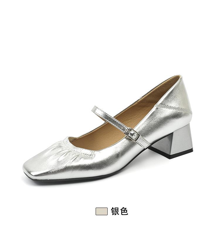 

Sheepskin square head thick heel single shoes women s medium heel soft leather grandma shoes one-word buckle Mary Jane shoes spring and autumn 39 серебряный