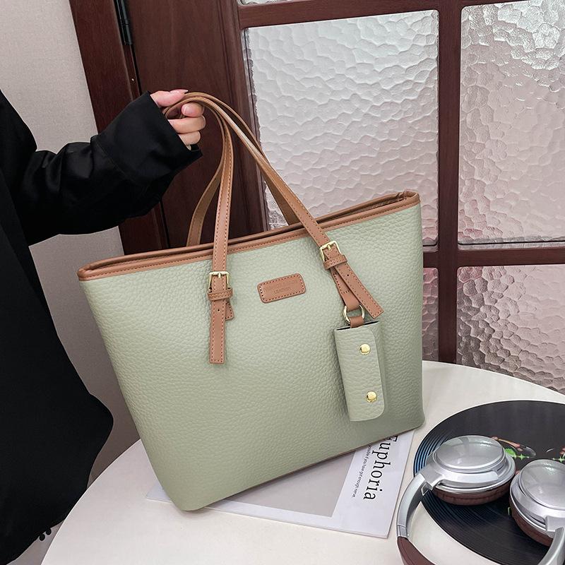 Bag Premium Shoulder Women's Bag Retro Autumn and Winter Fashion Large Capacity Portable Messenger Versatile Bag