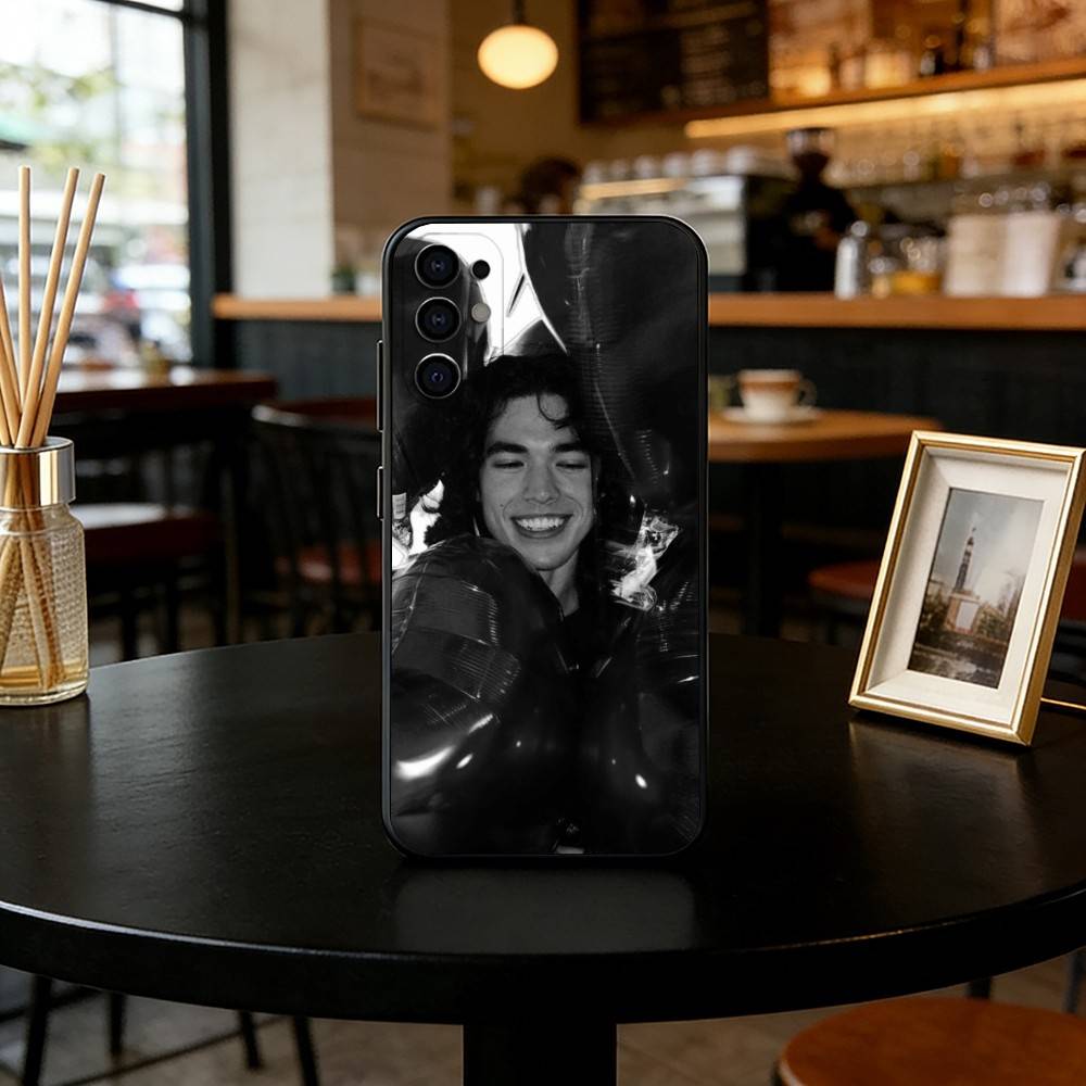 Singer C-Conan G-Gray-S Phone Case For Samsung S25,S24,S21,S22,S23,S30,Ultra,S20,Plus,Fe,Soft Silicone Black Cover