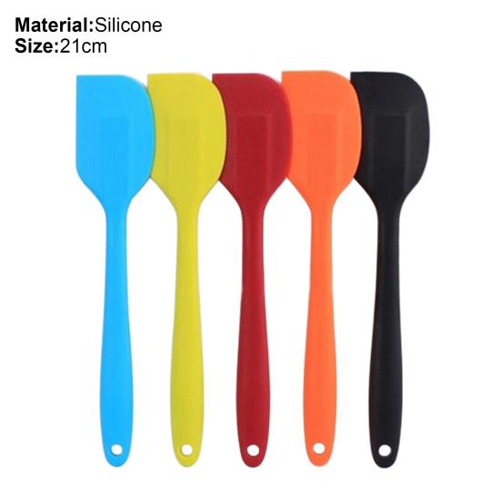 Cream Spatula Multi-purpose Ergonomic Random Color Cake Scraper with Eyelet