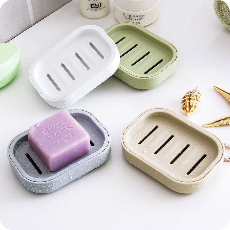 Double-Layered Japanese Soap Dish with Lid - Portable Draining Soap Holder for Travel and Bathroom Use