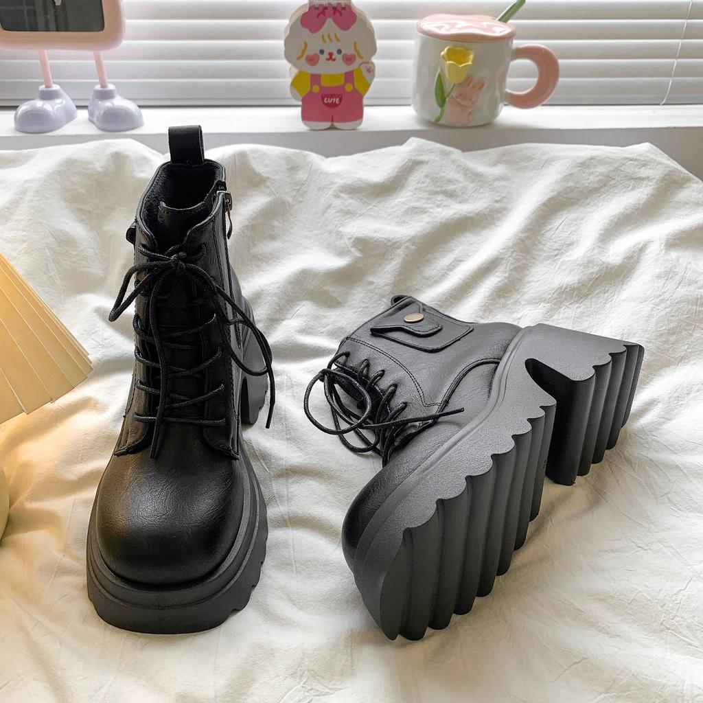 Yunfu British Style Martin Boots Women's Single Boots 2025 Fashion Platform Short Boots Autumn and Winter Height Increase Outer Wear Versatile