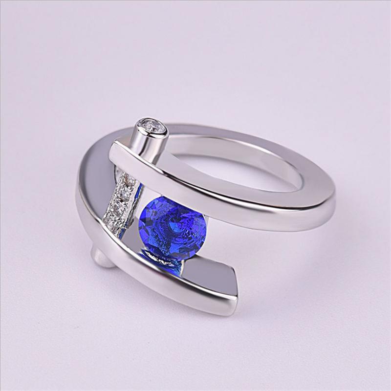 Elegant Fashion Rings for Women Copper Color Round Metal Inlaid Blue White Zicron Stones Ring Wedding Jewelry