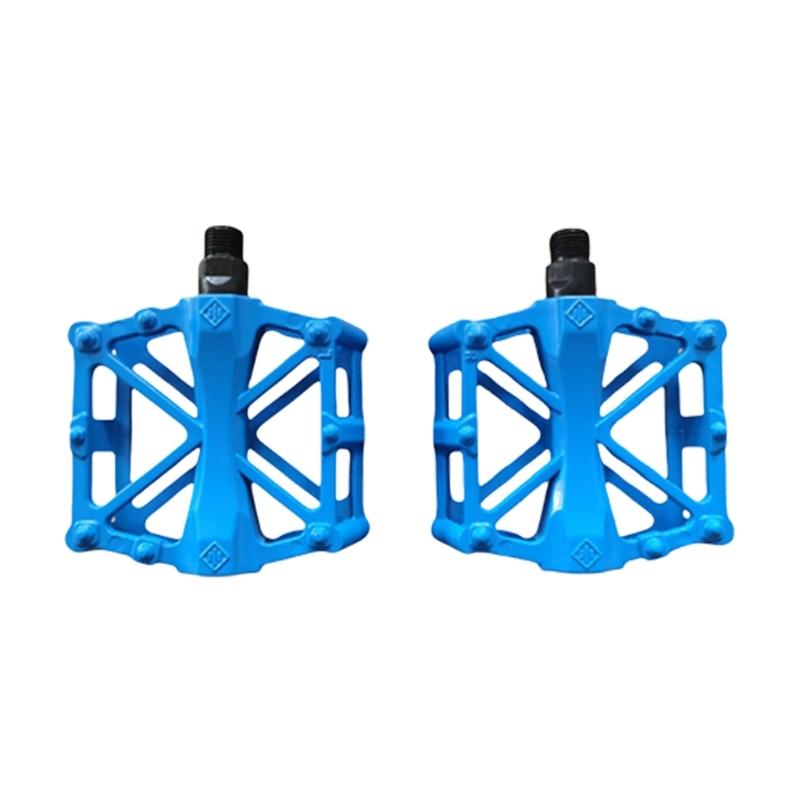 Light weight Bicycles Platform Pedals 8 Pins Nonslip Bicycles Pedals for Mountain Cycling Road Bicycles Enduring
