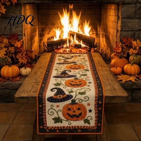 Rustic Farmhouse Table Linens Fall Runner Quilted Pumpkin Rectangular Runner for Dining Cover Halloween Autumn Harvest Decor Party Supplies