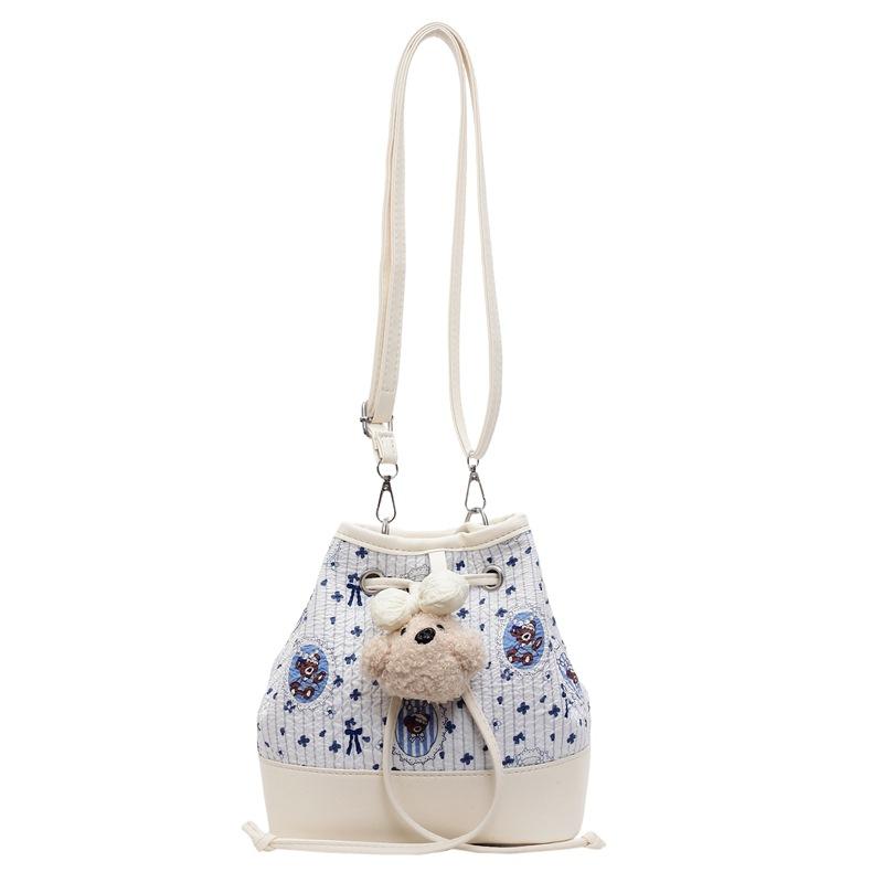 Delicate cartoon bear print drawstring women's bucket bag new cute versatile women's shoulder messenger bag