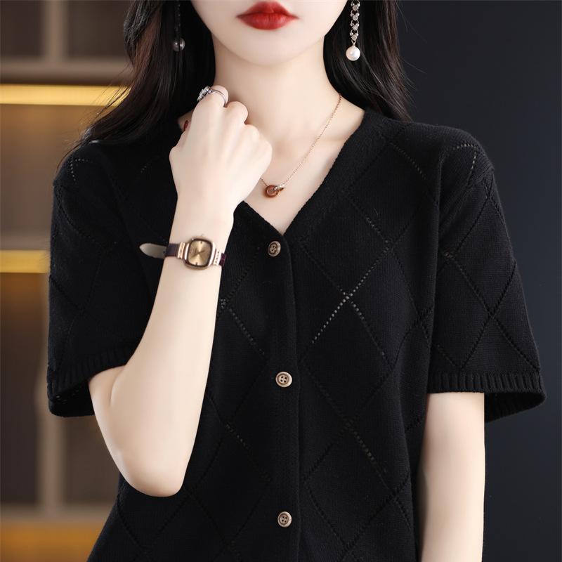 V-neck Knitted Cardigan Women's Summer Fashion Thin Short-sleeved Hollow Breasted Top T-shirt Top