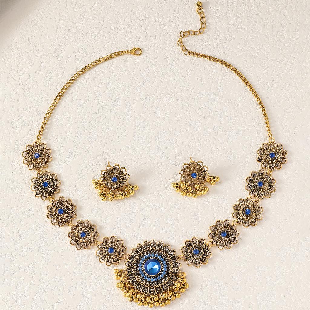 Retro Flower Chain Necklace Set for Women Crystal Tassel Earrings Necklace Bohemian Jewelry Accessories