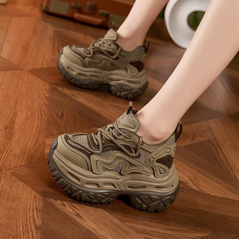 Thick-soled Dad Shoes Women's 2025 Autumn New Casual Sports Shoes Versatile Lightweight Soft-soled Inner Height-increasing Women's Shoes