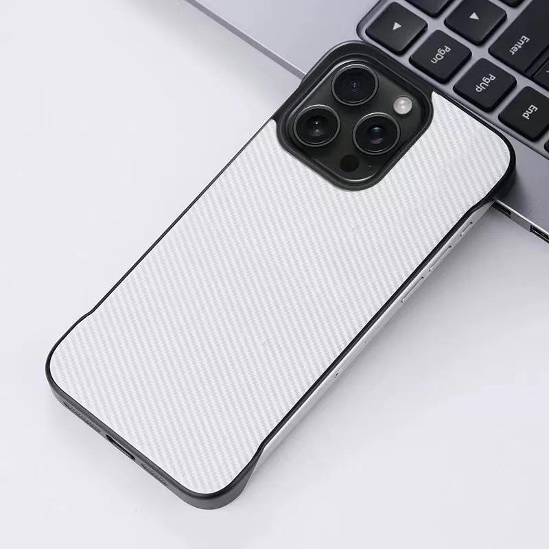Applicable to iPhone16e mobile phone case 15promax carbon brazing 15plus borderless 14pro bracket 13 hard case