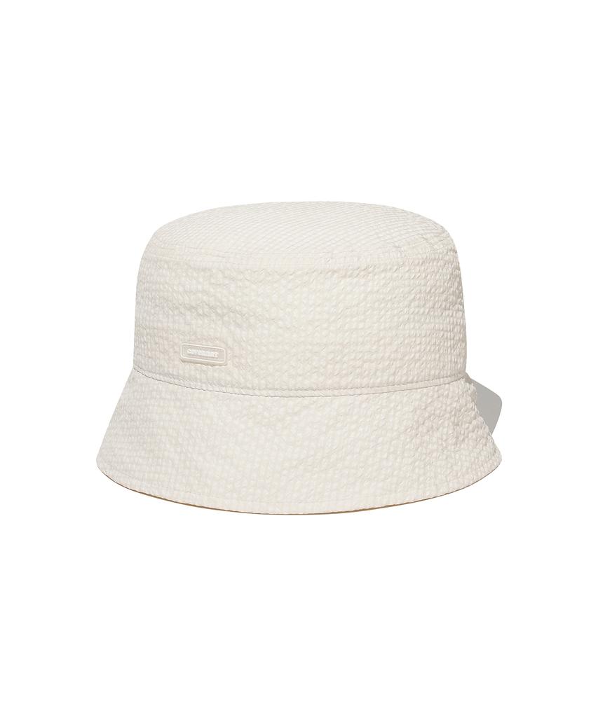 COVERNAT WOMAN Seersucker Bucket Hat Ivory